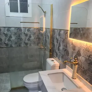 https://hotel-523.medinahotel.net